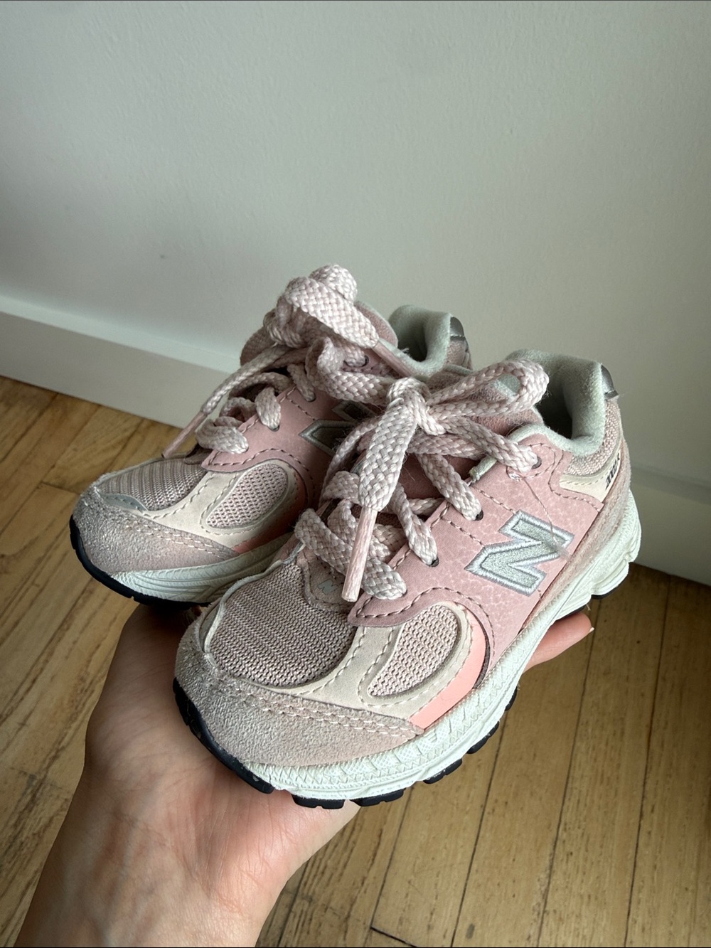 New Balance Kids Pink Sneakers Size 5 toddler